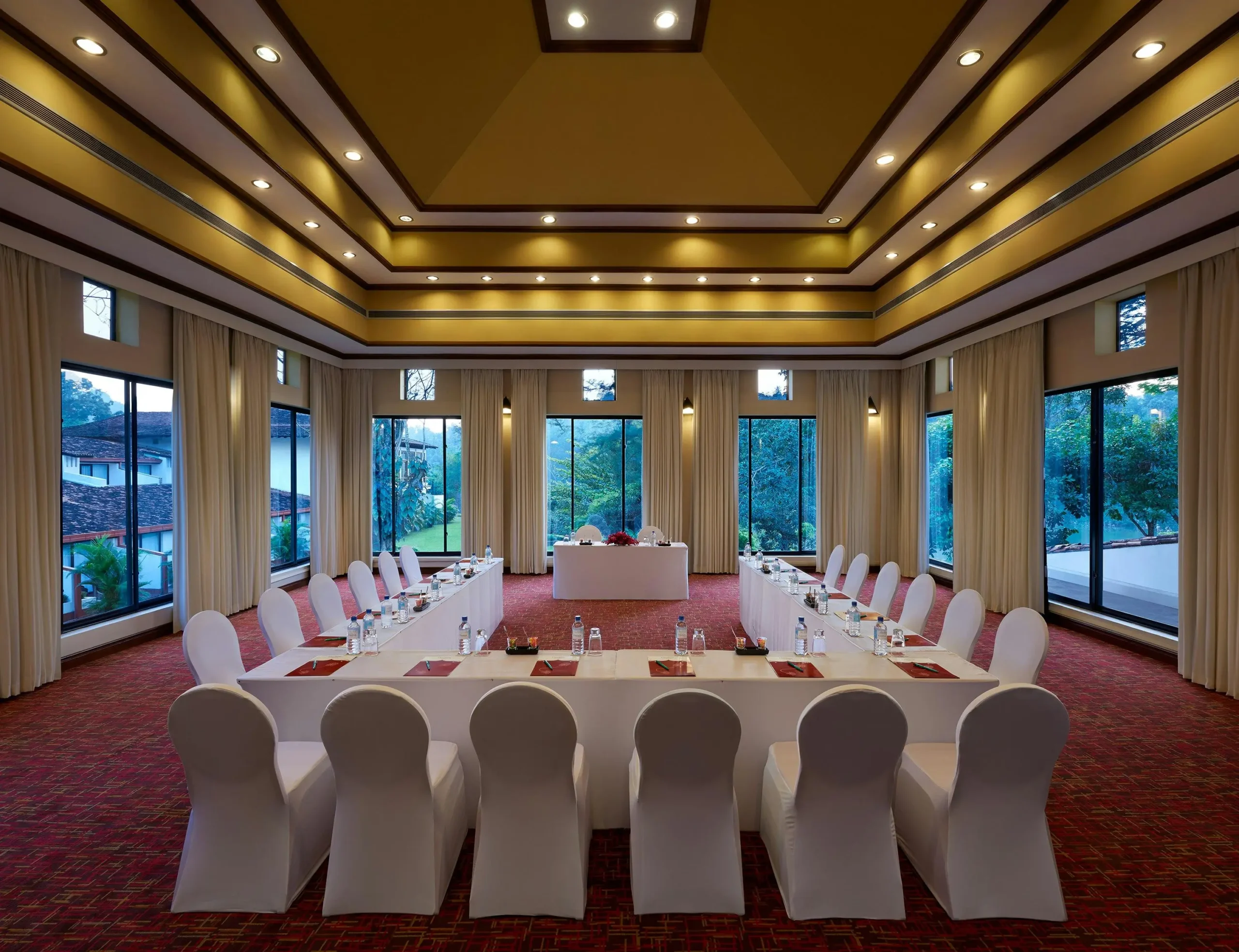 Cinnamon Citadel meeting room with riverside backdrop