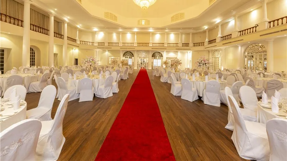 Mount Lavinia banquet hall and beachfront event setup