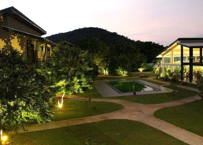 Hotel 1