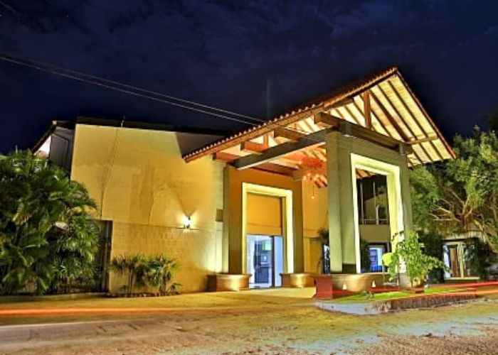 Hotel 1