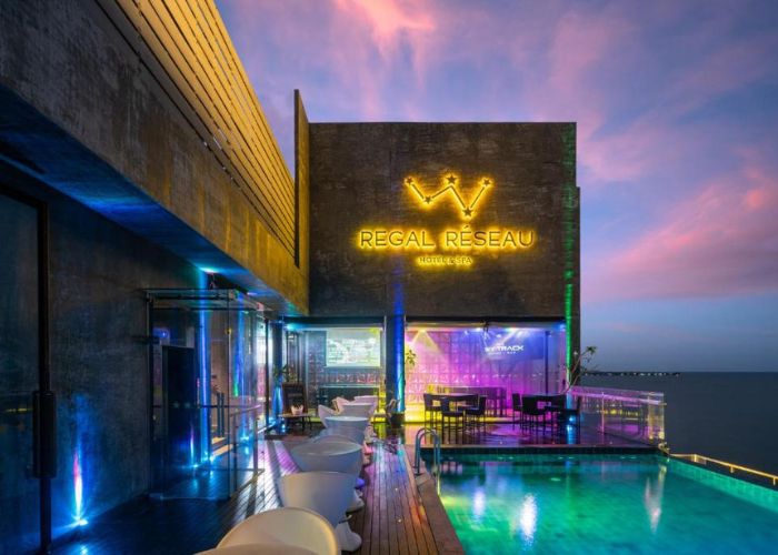 Hotel 1