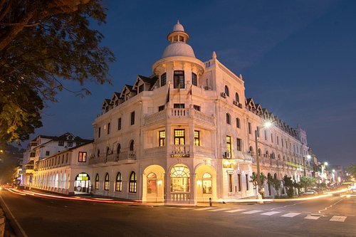 Hotels and Resorts of Sri Lanka