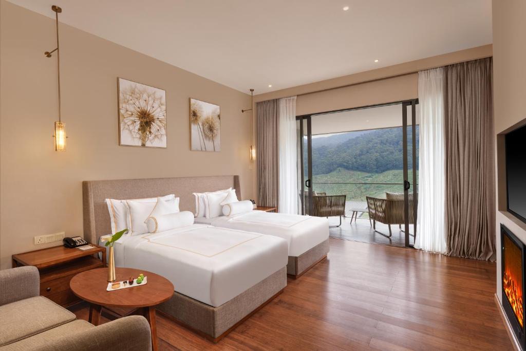 Hotel 2