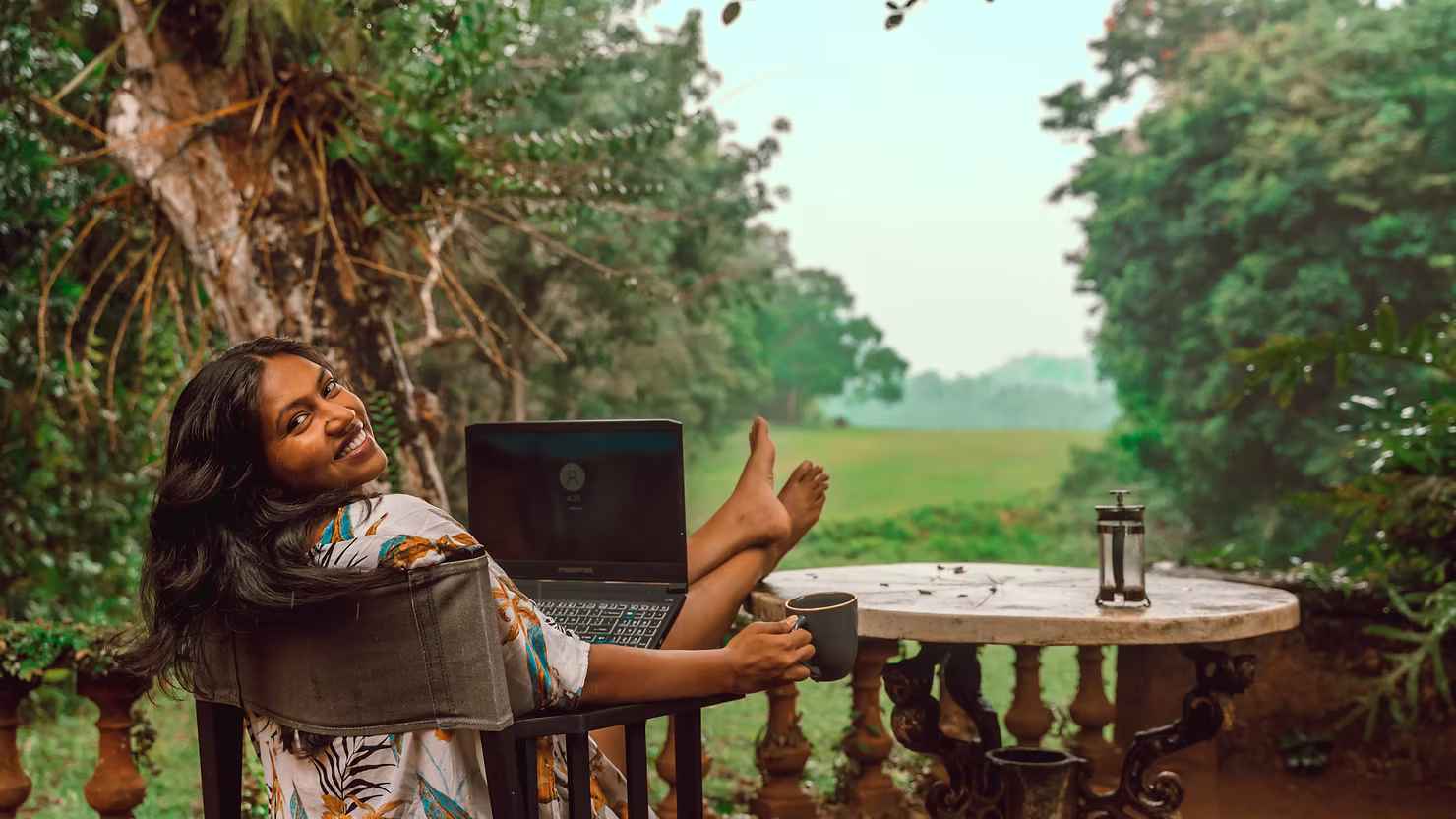 Fast wireless phone and internet in Sri Lanka at a luxury boutique hotel