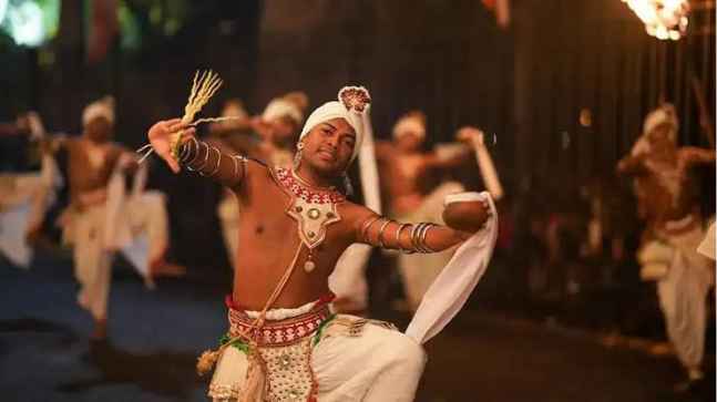 Traditional and popular festivals in Sri Lanka