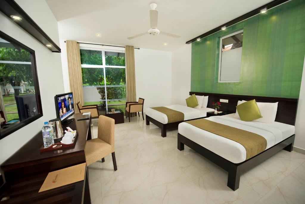 Hotel 2